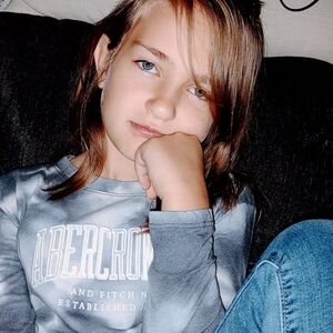 Abercrombie and Fitch kids